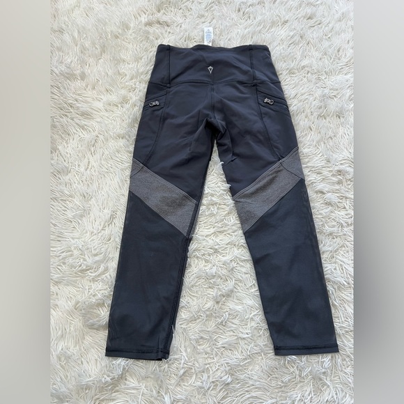 IVIVVA Girl’s by Lululemon Pants - Size 10 - Picture 2 of 4